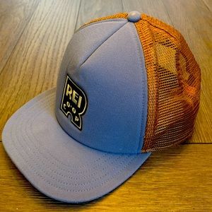 REI Trucker Cap. Gray front & brown mesh back, pre owned and 1 size fits all.